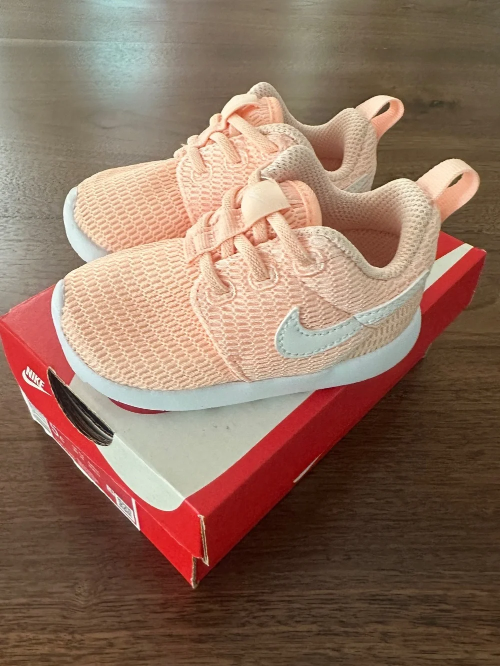 Baby Nike Roshe One Sneakers